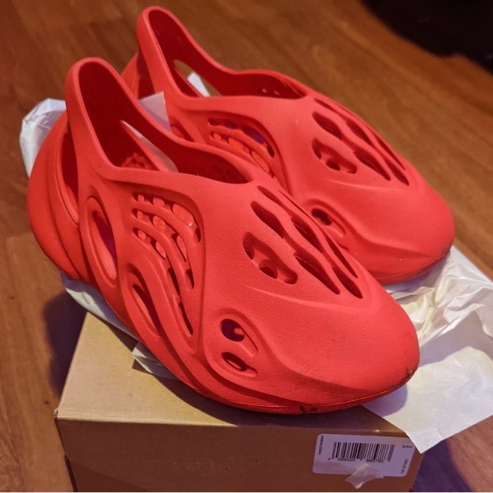 Yeezy Form Runners